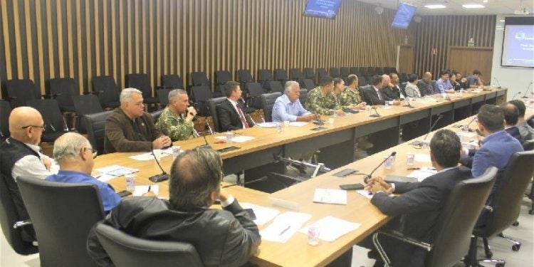 Plenária reuniu representantes da sociedade civil e de órgãos municipais, estaduais e federais - foto: Assessoria