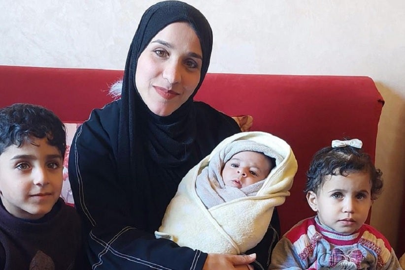 Família que recebeu autorização para cruzar a fronteira entre Gaza e o Egito. Foto: Arquivo pessoal.