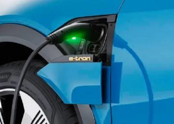Vendas de carros elétricos crescem mais de 5% na Europa enquanto veículos a gasolina enfrentam uma das maiores quedas na história (Audi/Divulgação)