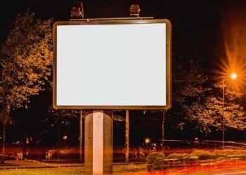 ACIFI, Comtur e Codefoz são contra a alteração da lei de publicidade visual, defendendo o processo técnico e participativo da norma atual. - foto Freepik