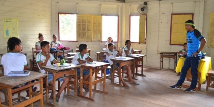 Escola indígena em Mâncio Lima, no Acre - Foto: Stalin Melo/Agência de Notícias do Acre