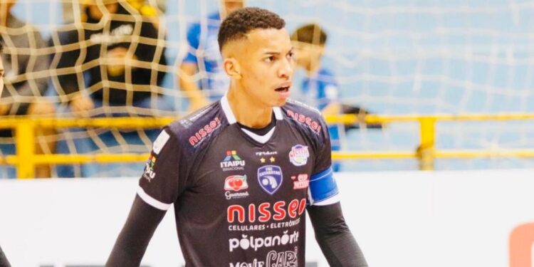 Crédito imagens: Foz Cataratas Futsal e arquivo pessoal