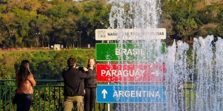Crédito das imagens: Equipe de Fotografia Marco 3 Fronteiras.