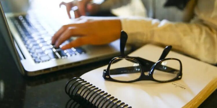 Os processos seletivos serão divididos em duas etapas: 67.301 vagas serão ofertadas no primeiro semestre e 44.867, no segundo semestre - Foto: Marcelo Camargo/Agência Brasil