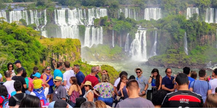 Créditos das fotografias: Edison Emerson/Urbia Cataratas