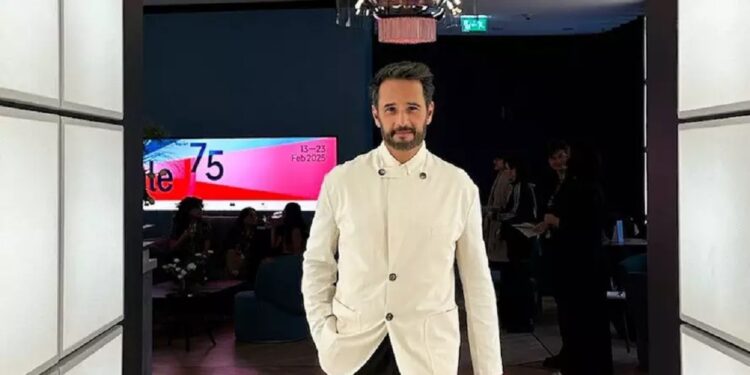 Rodrigo Santoro na premiação do Festival de Berlim — Foto: Divulgação