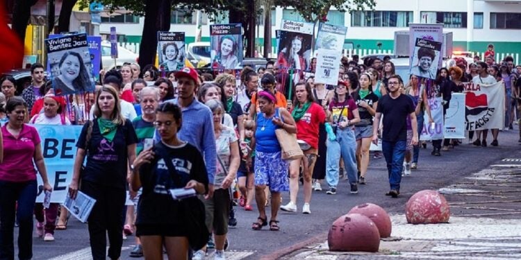 A concentração para a marcha será no Bosque Guarani, às 9h – foto  Marcos Labanca/APP Sindicato Foz/Arquivo