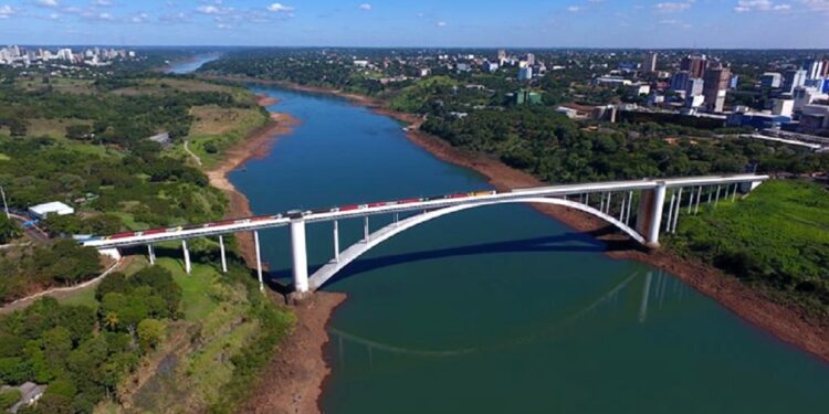 Foto: Reprodução/Ponte da Amizade entre Brasil e Paraguai