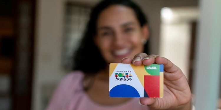 No recorte de gênero, as mulheres ocuparam 728.896 vagas dos 1.278.765 postos de trabalho conquistados pelo público do programa no ano passado - Foto: Lyon Santos/MDS
