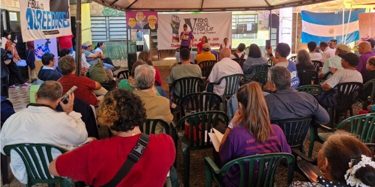 O Fórum Social e Popular da Tríplice Fronteira contou com diversas organizações sociais. Foto: Amilton Farias/Fórum Social da Tríplice Fronteira.