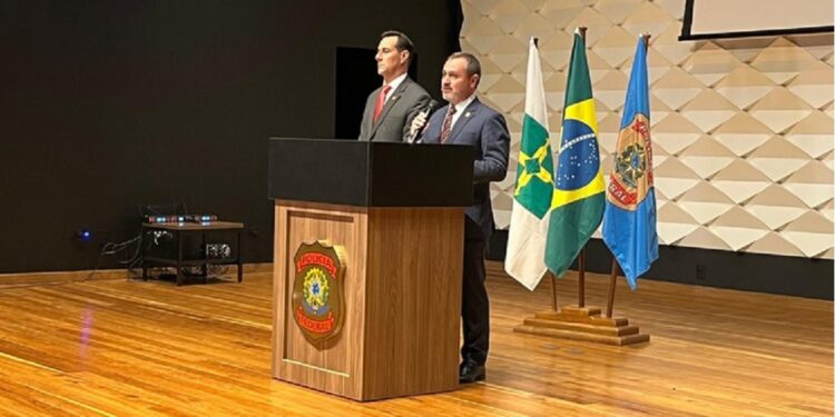 Em coletiva de imprensa neste sábado (17) em Brasília, Andrei Rodrigues, diretor-geral da Polícia Federal, contou detalhes da investigação e prisão na Bolívia - Foto: Polícia Federal