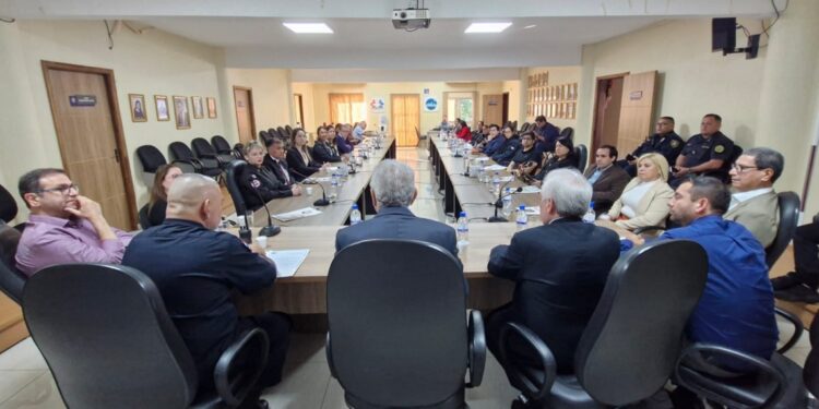 Organizadores se reúnem para ajustes finais - Foto: Amilton Farias/Fronteira Livre