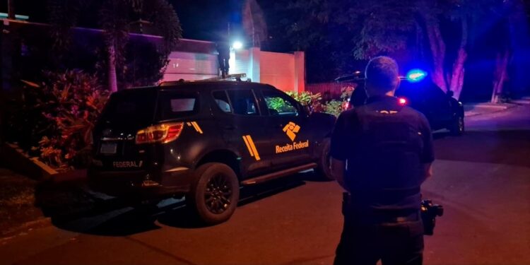 Foto: Polícia Federal em Foz do Iguaçu