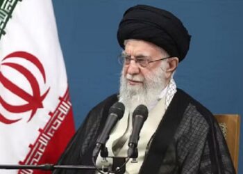 "A corajosa firmeza do povo iraniano diante da má agressão israelense reflete a consciência e a lógica racional do nosso povo”, afirma Ali Khamenei (Redes Sociais)