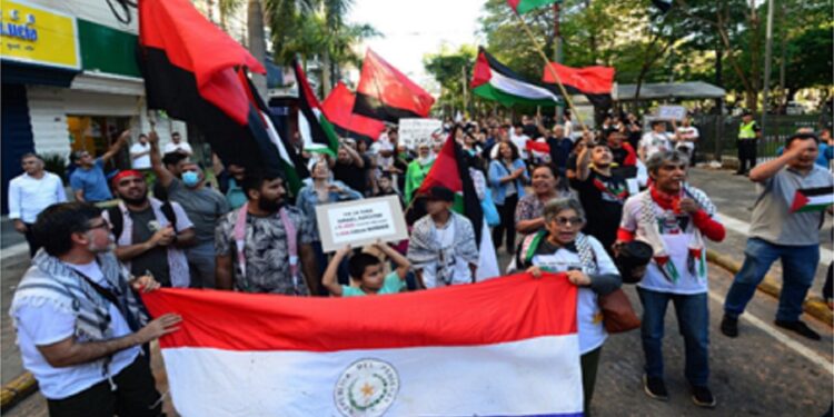 Manifestação cidadã a favor da Palestina em Assunção, Paraguai. 2023. Foto: EFE