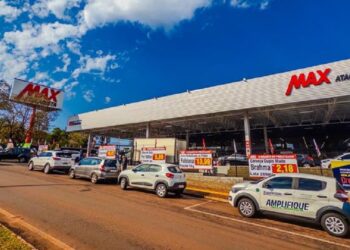 Tudo foi pensado nos mínimos detalhes: mais espaço, mais conforto e ofertas que são um espetáculo à parte! - Foto: Max Atacadista