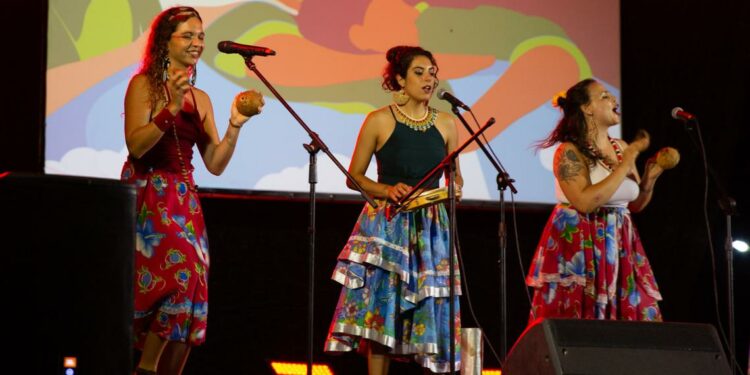 Apresentações artísticas do Fecult de 2024. Foto: UNILA/Paula Suárez.