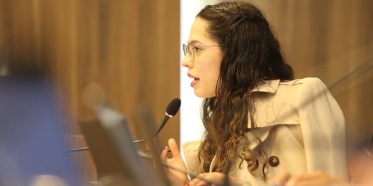 Deputada Ana Júlia (PT).
Créditos: Valdir Amaral/Alep
