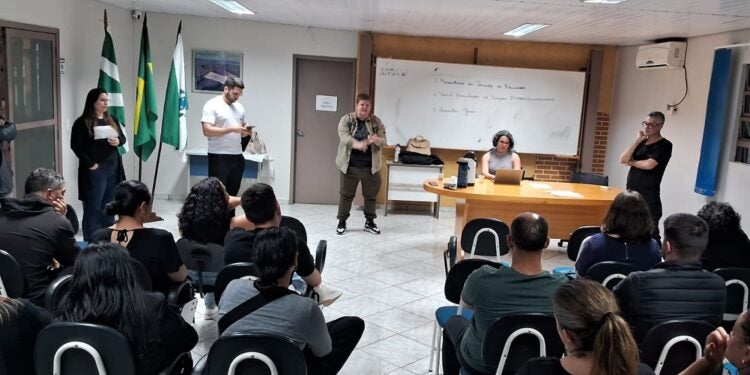 Valorização profissional marca Assembleia de Educadores Sociais em Foz do Iguaçu - foto: Divulgação