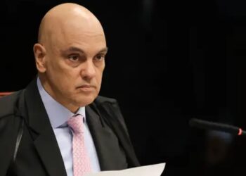 O ministro relator Alexandre de Moraes durante sessão da Primeira Turma do Supremo Tribunal Federal (STF) que retoma o julgamento dos réus do Núcleo 1 da trama golpista Foto: Fabio Rodrigues-Pozzebom/ Agência Brasil
