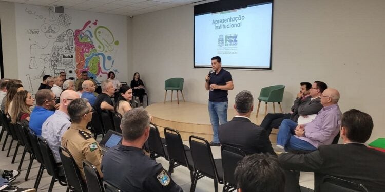 Os dois instrumentos apresentados irão contribuir para o crescimento planejado e sustentado de Foz do Iguaçu – foto: assessoria