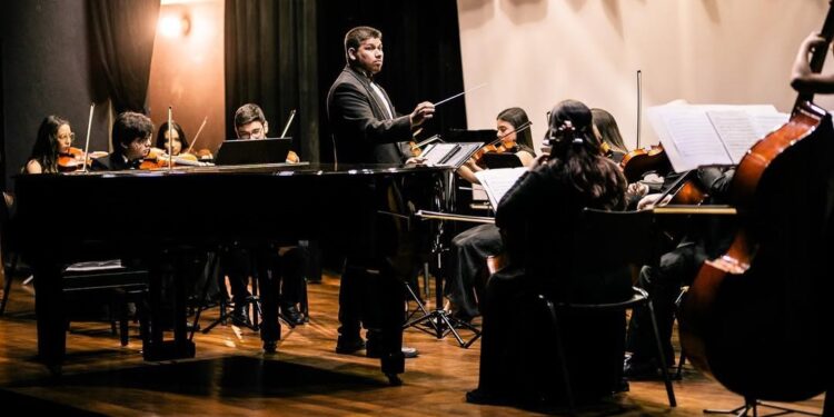 Evento gratuito valoriza a música clássica e o intercâmbio cultural entre artistas da fronteira. Foto: Orquestra de Câmara Municipal Cidade do Este