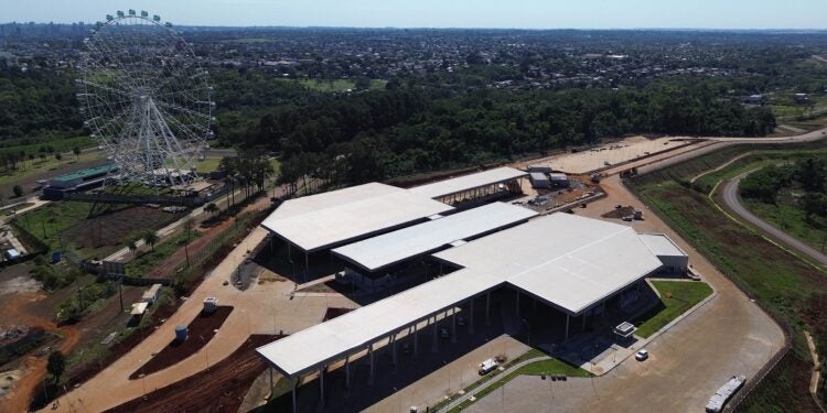 Desvios garantem segurança durante conclusão da obra, prevista para entrega neste ano. Foto: DER-PR