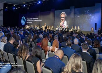 Encontro reúne especialistas do Brasil e exterior para discutir mudanças socioeconômicas. Foto: Academia Brasileira de Formação e Pesquisa (ABFP)