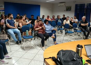 Assembleia cobra reconhecimento, carreira digna e fortalecimento dos serviços de CRAS e CREAS. Foto: Educadores Sociais