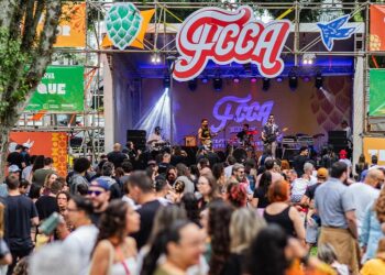 Evento filantrópico reúne produtores regionais e atrações musicais na avenida mais charmosa da cidade. Créditos: Procerva