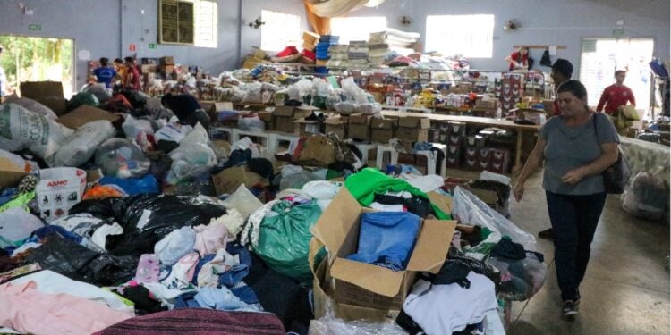 Coleta nos quartéis foi encerrada; agora prioridade é por materiais de construção e doações via FECAP para reconstrução das casas. Foto: Corpo de Bombeiros