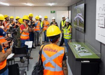 Sala do programa de visitação foi pensada para ser um espaço de troca de conhecimento sobre a obra de Oscar Niemeyer. Foto: William Brisida/Itaipu Binacional.