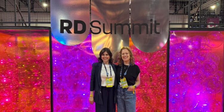 Simone Gogemski e Milena Alberconi na RD Summit. Foto: Visit Iguassu.