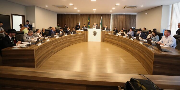 Propostas tratam de orientação a famílias de pessoas com TEA, combate à violência intrafamiliar e inclusão social Créditos: Valdir Amaral/Alep