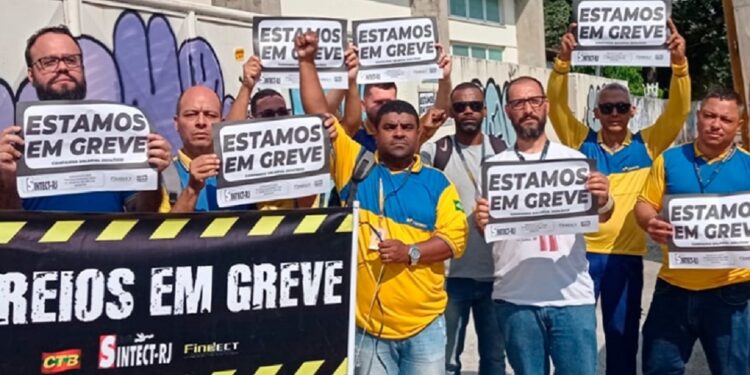 Reajuste salarial é concedido, mas tribunal determina retorno imediato ao trabalho; Foto: Sintect-RJ