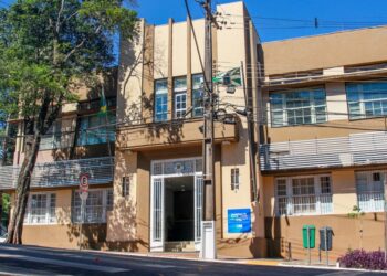 Lista de contemplados foi publicada no Diário Oficial, garantindo transparência ao processo. Prefeitura Municipal de Foz do Iguaçu
