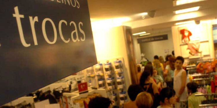 Defensoria do Paraná detalha direitos do consumidor após as compras de Natal. Foto: Reprodução Internet