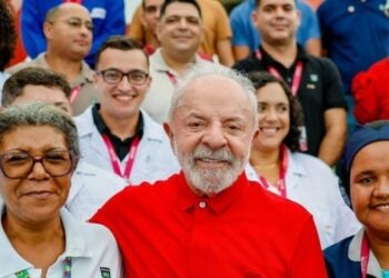 A nova unidade, no Complexo Industrial Portuário de Suape, começa a operar em 2026 com capacidade de produção de até 40 milhões de medicamentos por ano. Foto: Ricardo Stuckert / PR.