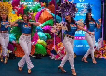 Turistas brasileiros estiveram entre os principais visitantes no período festivo. Foto: Shopping China