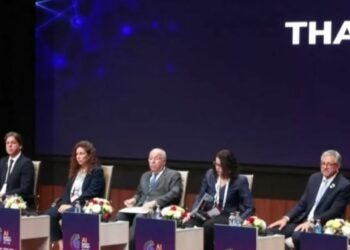 Ministros brasileiros durante o painel "IA para o bem de todos: perspectivas brasileiras sobre o futuro da IA" - Foto: Reprodução.