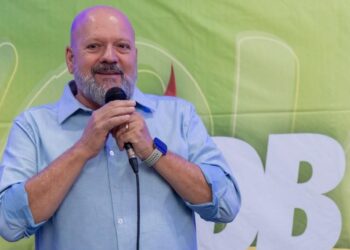 "Quem volta para casa não erra o caminho", declarou Airton José ao relembrar trajetória histórica no partido desde a década de 80. Foto: Airton José