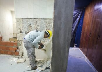 Plenário do Senado em obras em 2016 da construção do primeiro banheiro feminino. Foto: Divulgação/Senado 2016