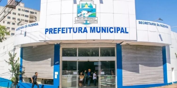 Prefeitura orienta população a emitir o documento antecipadamente. Foto: PMFI.