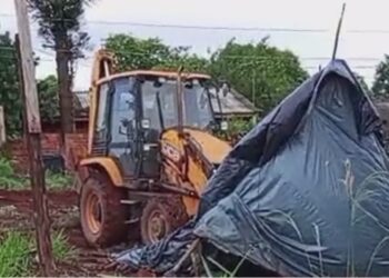 Despejos sucessivos revelam falhas na política de moradia em Foz. Foto: Vídeo/Fronteira Livre.