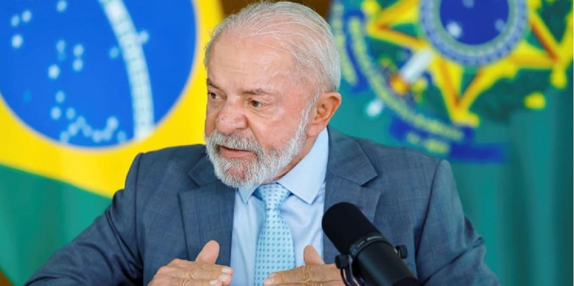 Lula promete incluir dívidas do Fies em pacote econômico