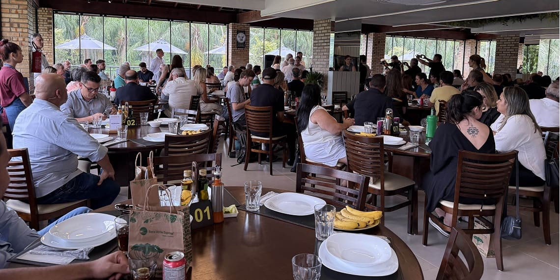 Empregos no turismo do Paraná crescem 3,4% em 2025