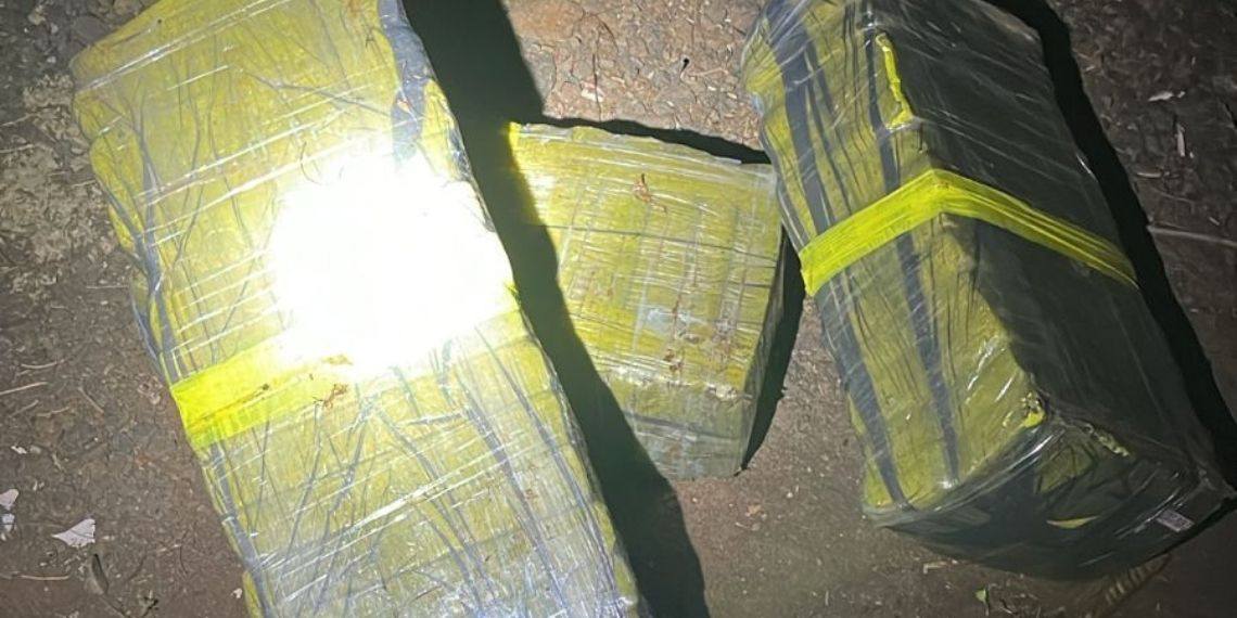 PF e PM apreendem 53 kg de maconha em Foz do Iguaçu