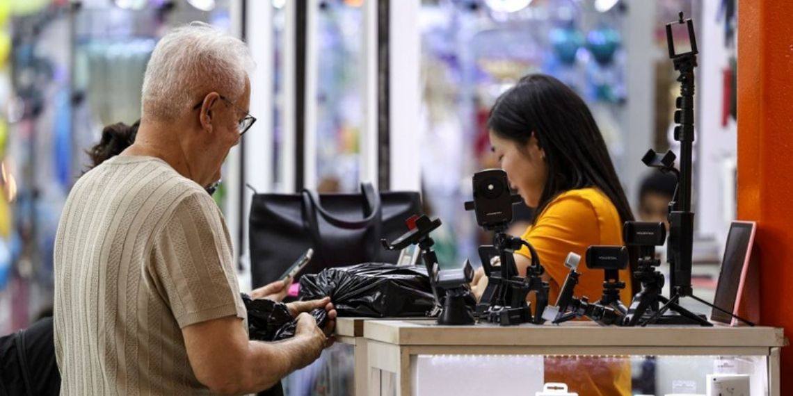 INSS paga segunda parcela do 13º a aposentados e pensionistas