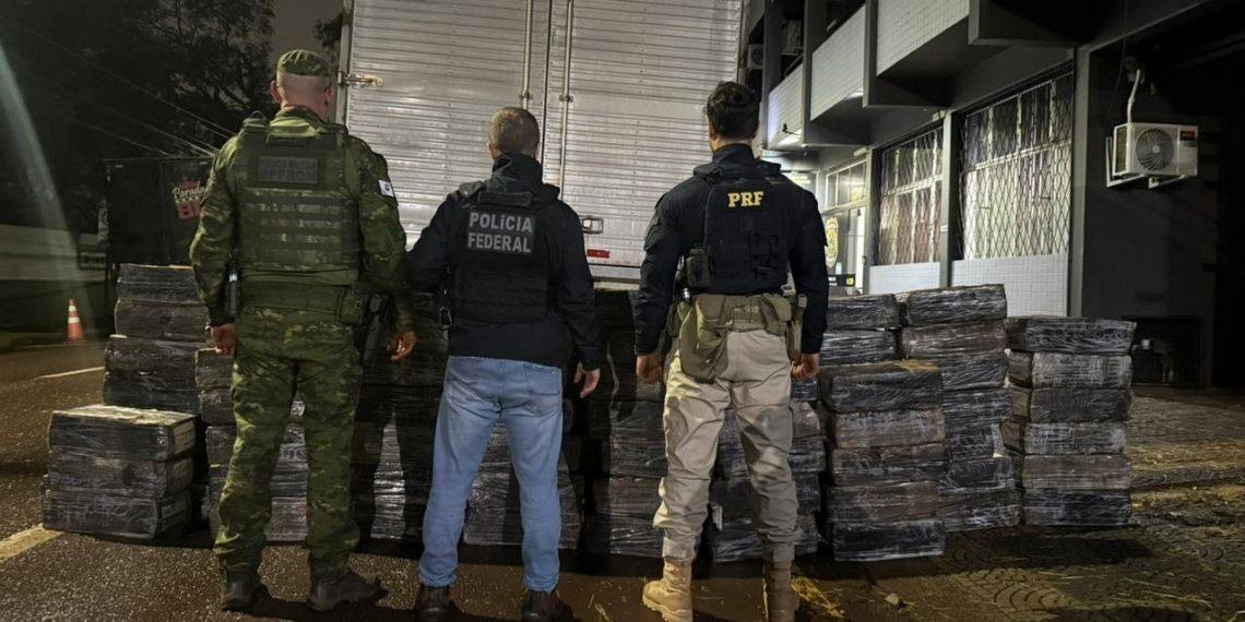 FICCO apreende 1,7 tonelada de maconha na BR-369
