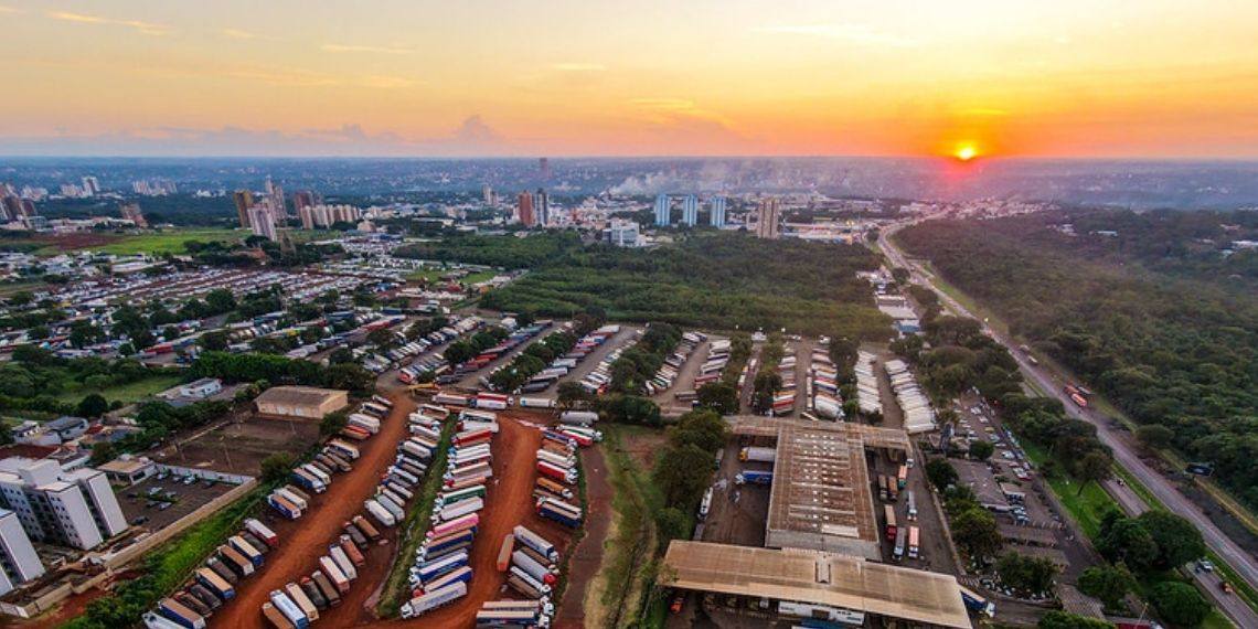 Trânsito fica mais seguro após mudança de rota em Foz